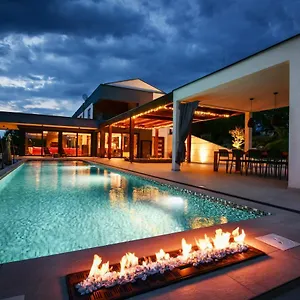 Casa Famiglia Villa